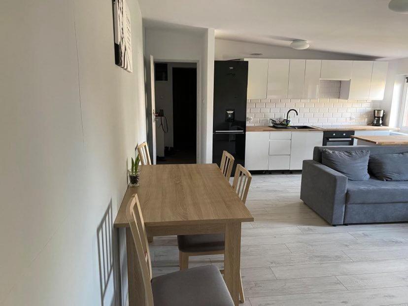 Apartament W Malowniczej Sosnowce Сосновка Екстер'єр фото